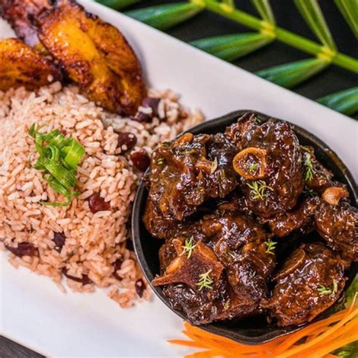 Daqs and Oxtails: A Culinary Journey into Flavorful Delights
