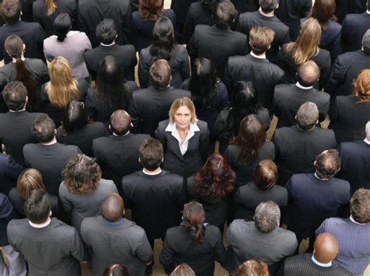 Embracing the Charm of Tall Thin Guys: Why They Stand Out in a Crowd
