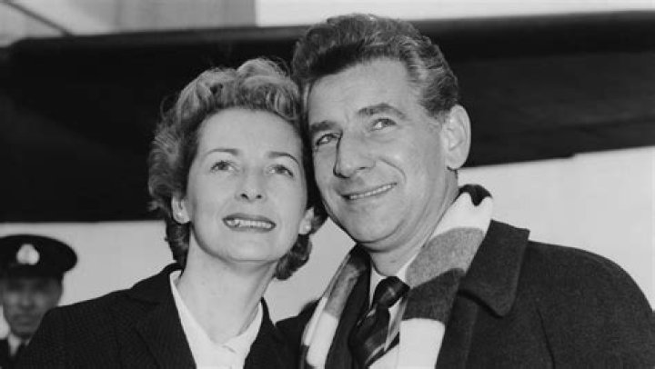 Exploring the Romantic Life of Leonard Bernstein: Who Did He Have Affairs With?
