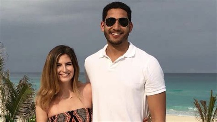 Kaitlan Collins' Husband: A Closer Look at Their Relationship