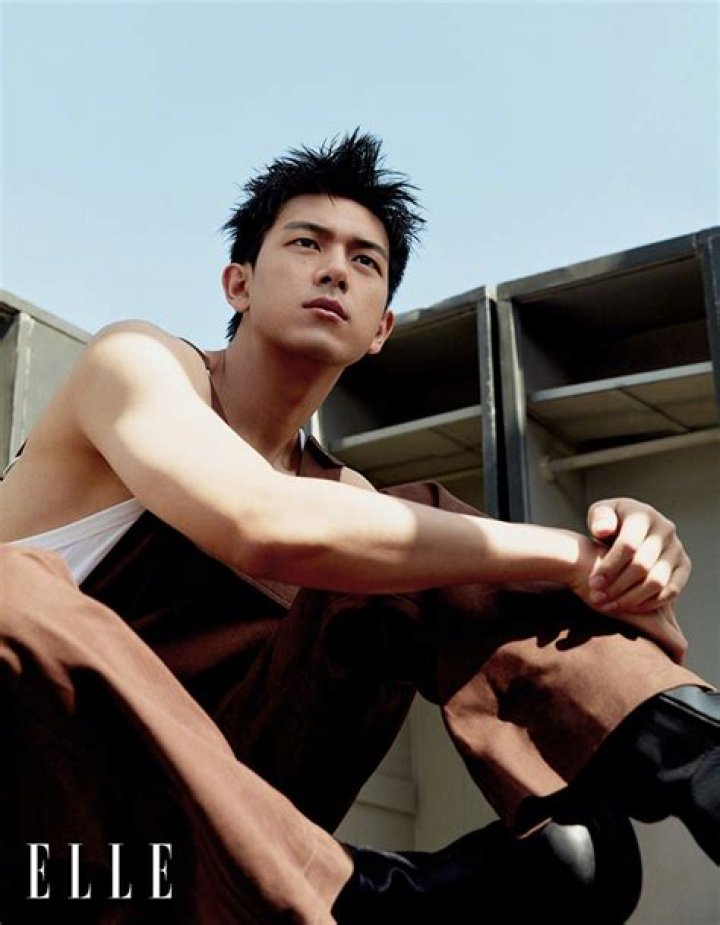 Li Xian: The Rising Star of Chinese Entertainment