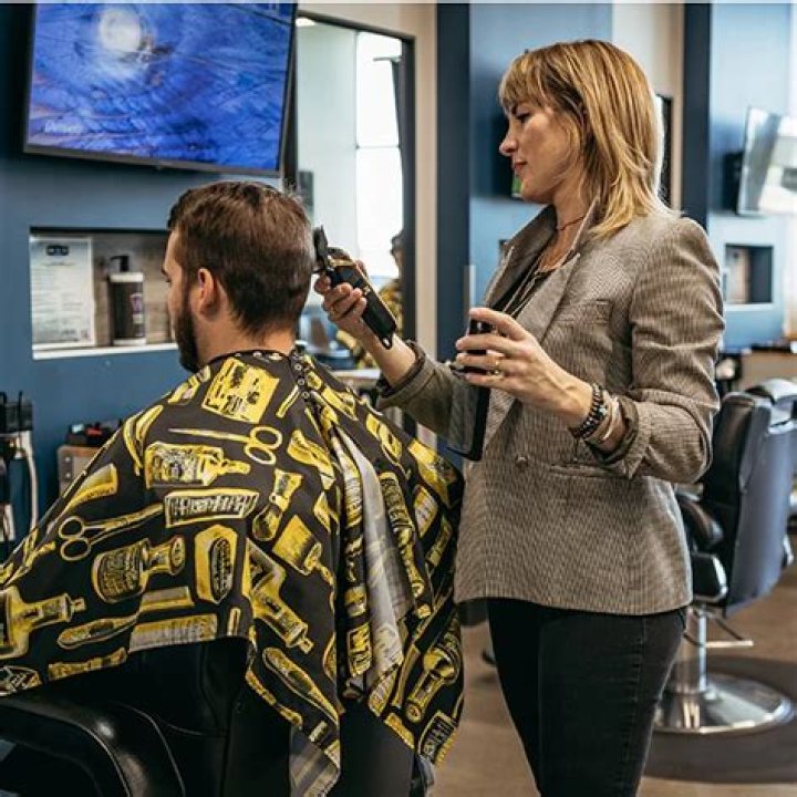 Mencias Barbershop: The Ultimate Grooming Experience