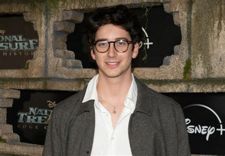 Milo Manheim: Rising Star of the Entertainment Industry