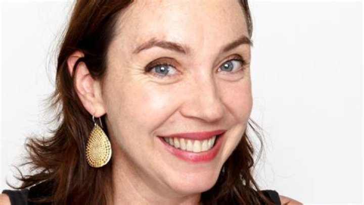 Stephanie Courtney Net Worth: A Comprehensive Analysis of Her Wealth and Career