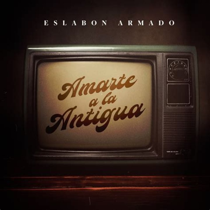 Unraveling the Magic of "Amarte a la Antigua" in English by Eslabon Armado