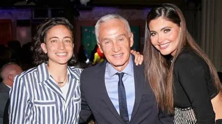 Unveiling the Life of Paola Ramos' Wife: A Journey of Love and Partnership