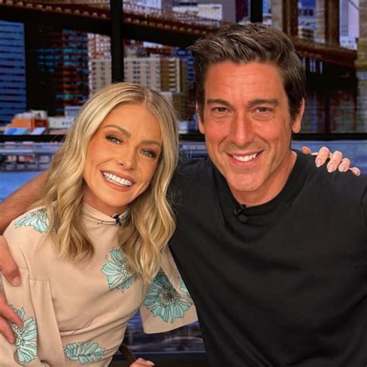 Unveiling the Mystery of David Muir's Personal Life: Who is His Wife?